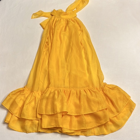 Alice + Olivia Erna Dress in Golden Rod - Picture 4 of 9